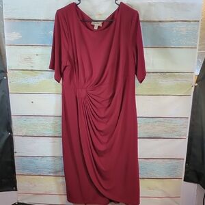 Dressbarn Red Ruched Short Sleeve Dress
